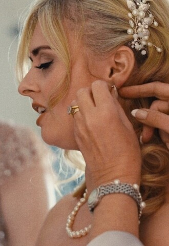 bride getting ready
