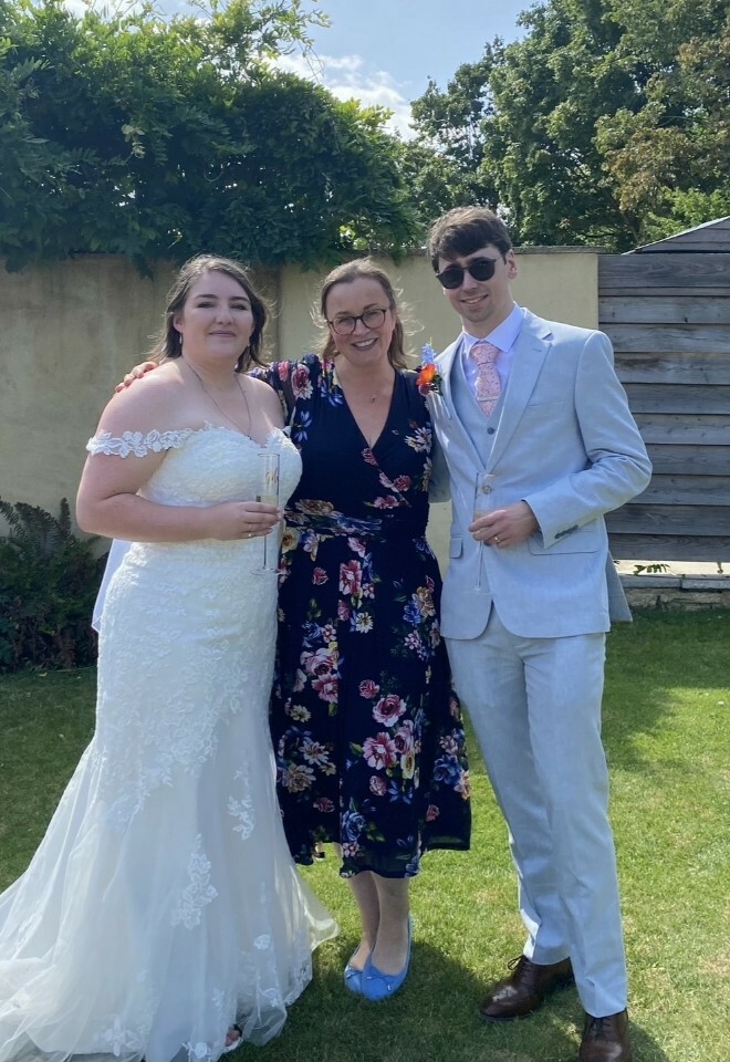 Oxfordshire Celebrant Helen Crook 