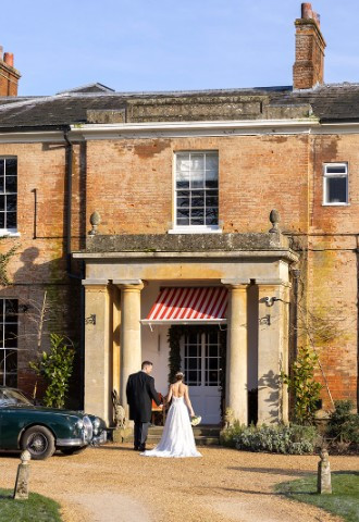 The Retreat - Front of House