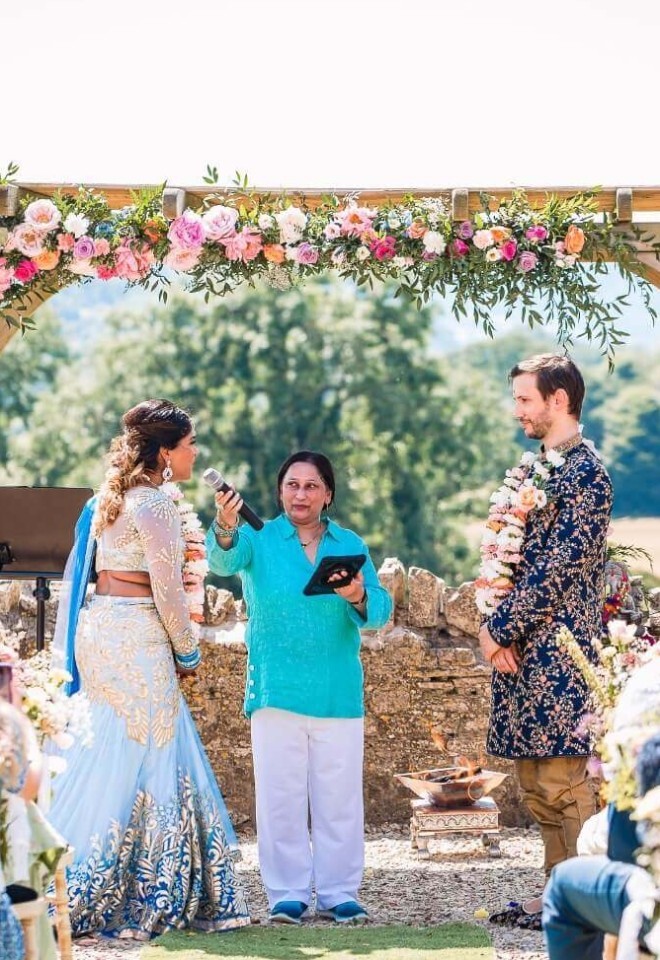 Sonal Dave - Independent Multicultural Wedding Celebrant