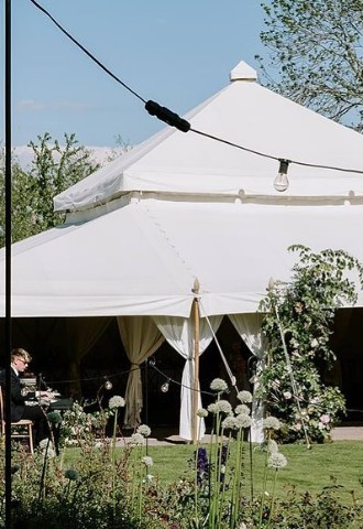 Honour and Pop wedding & event planner