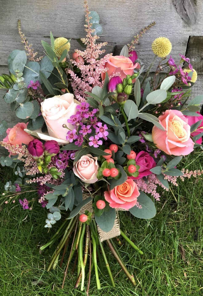 Bright summer bouquet 