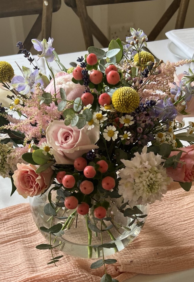 Fish bowl Wedding flowers Hyde House Cotswold Blooms