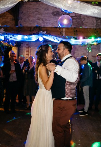 Crown and Thistle wedding first dance