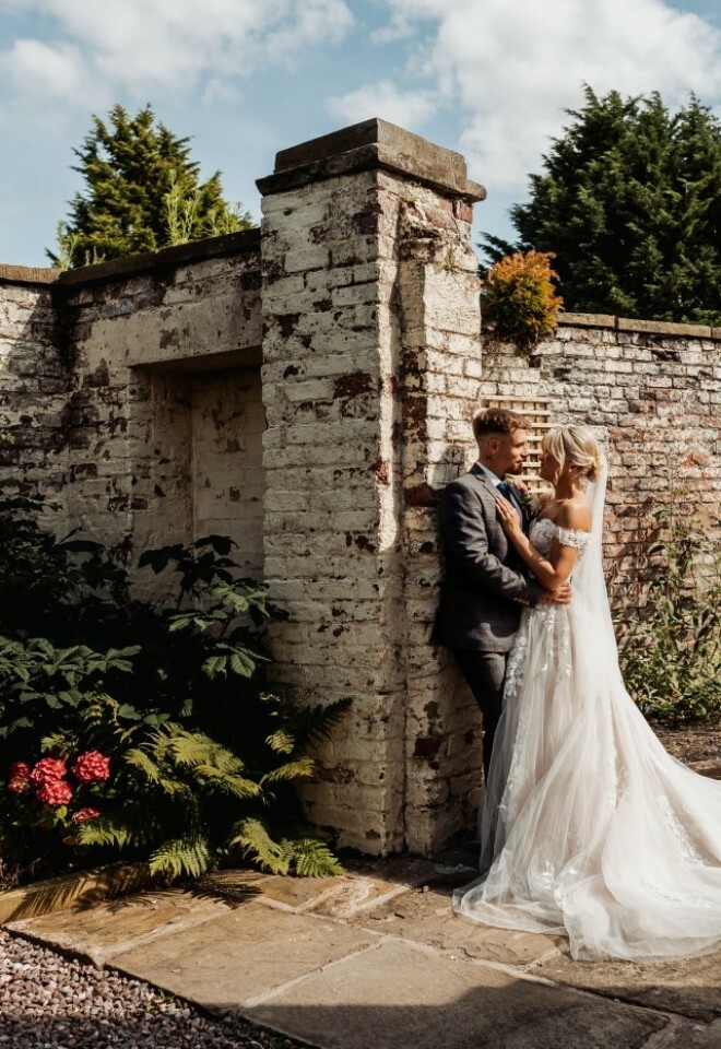 Couple in the courtyard