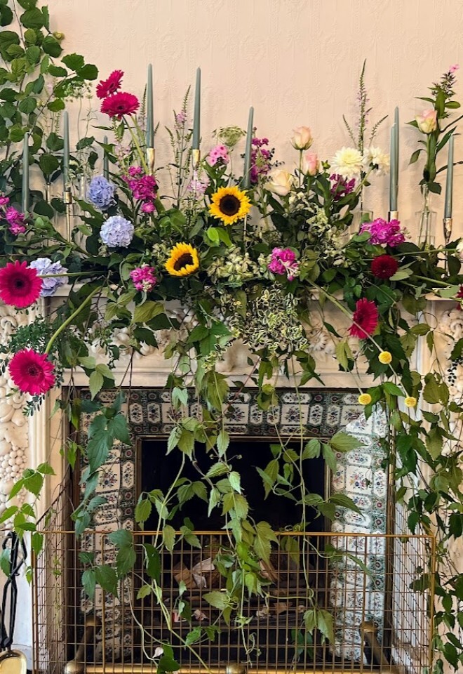 rustic natural mix venue decor