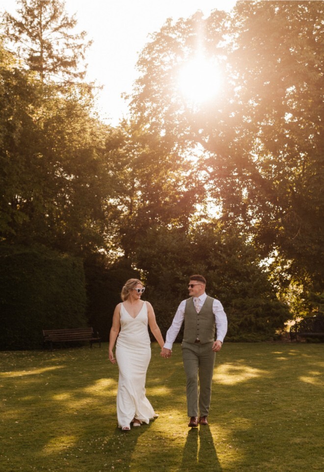 a-couple-enjoying-the-grounds 