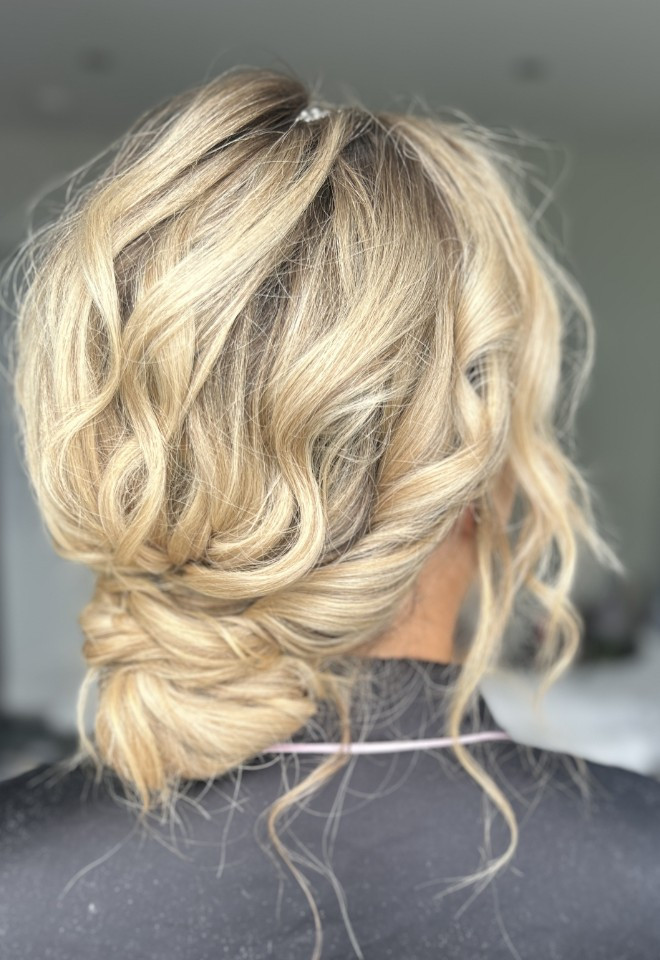 textured bridal hair