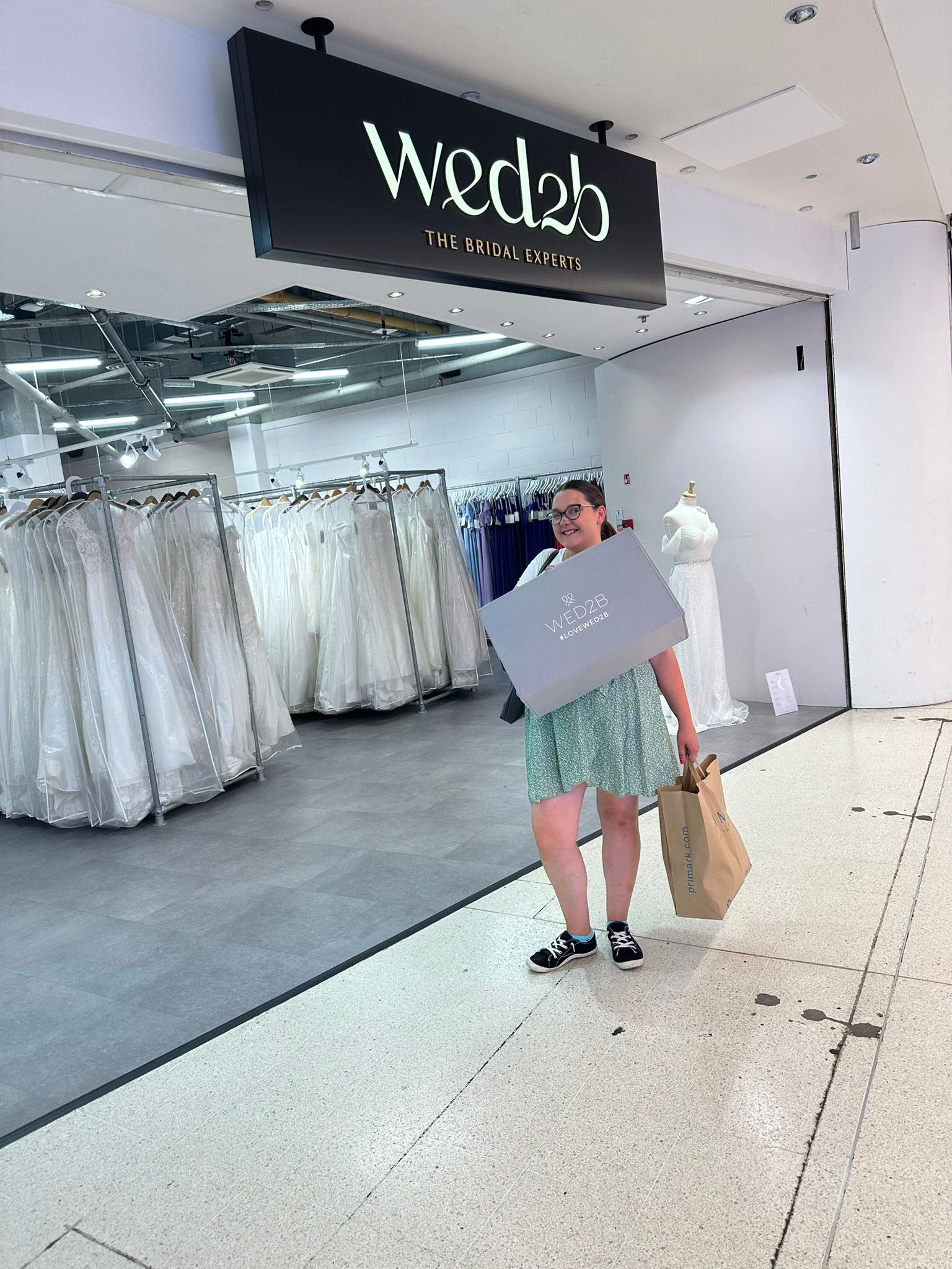 how to choose bridesmaid dresses that compliment the bride Halter Neck Chiffon Bridesmaid Dress