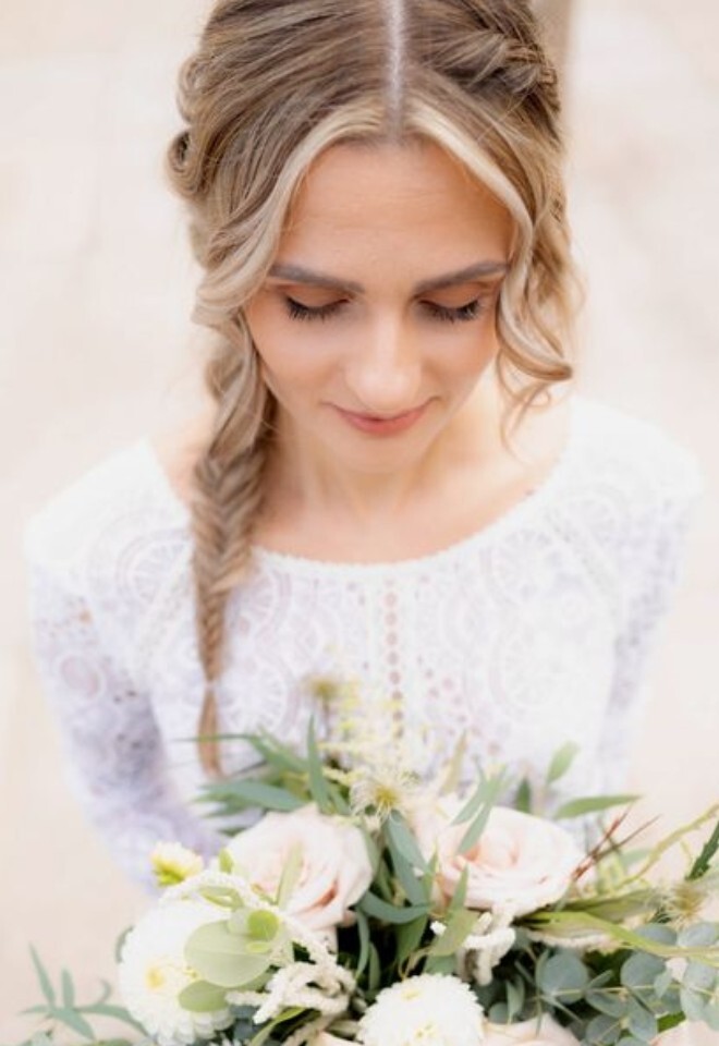 Natural boho bride 