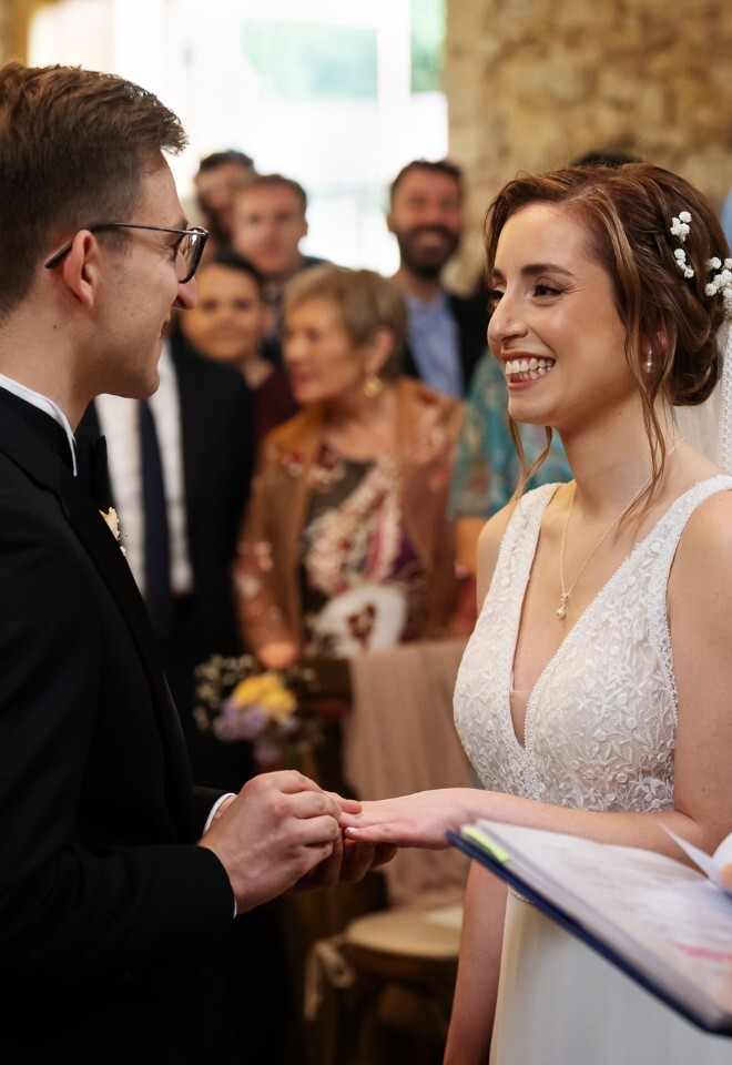 Notley Abbey wedding ceremony