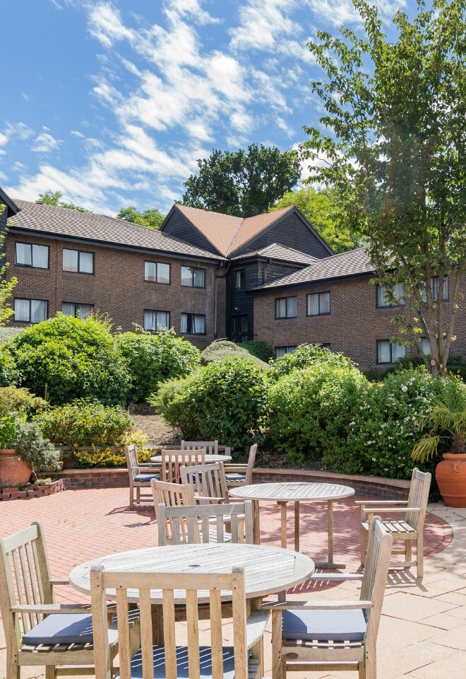 Courtyard with garden, ideal for photos