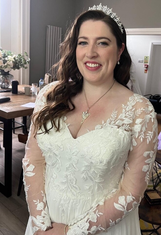 Susie ✨ makeup by Laura