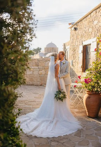 wed2b Designer Bridal Outlet in Nottingham