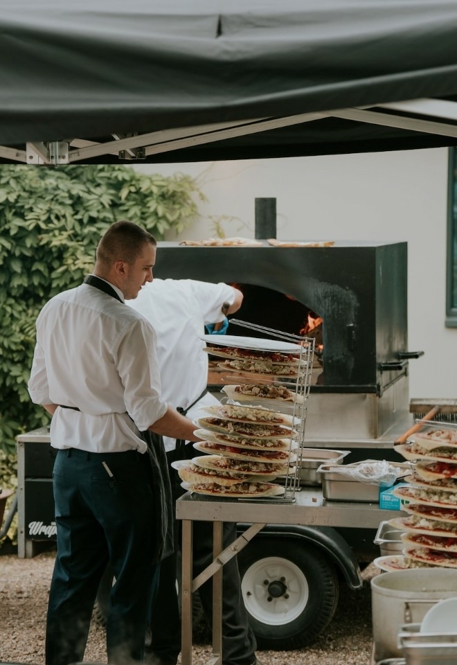 Pizza oven