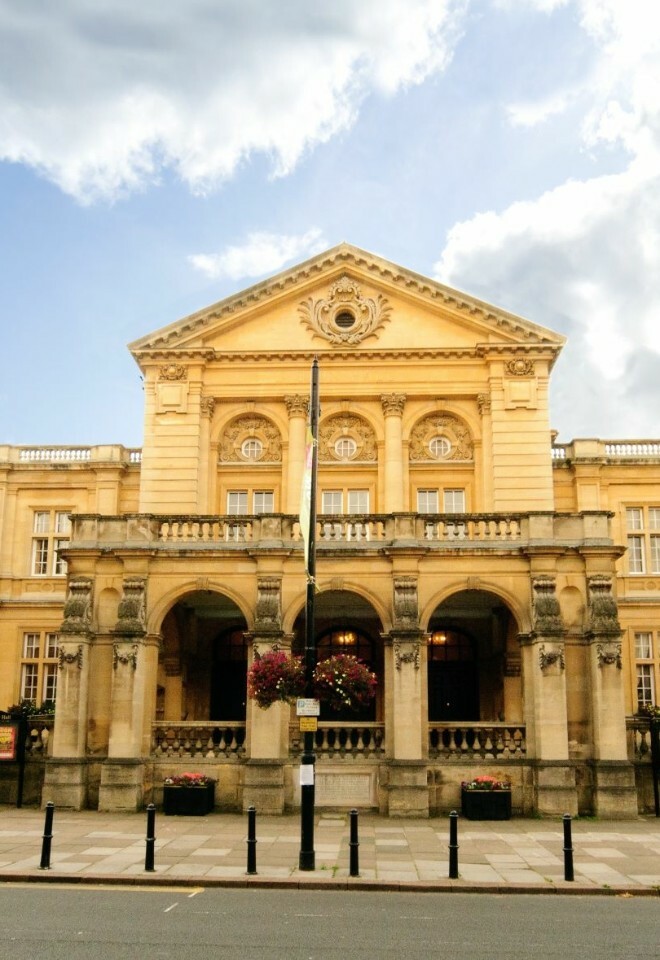 Cheltenham Town Hall 