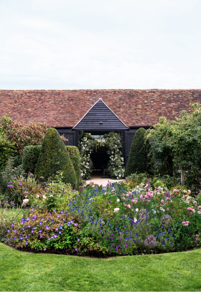 Alfriston Gardens gardens and grounds