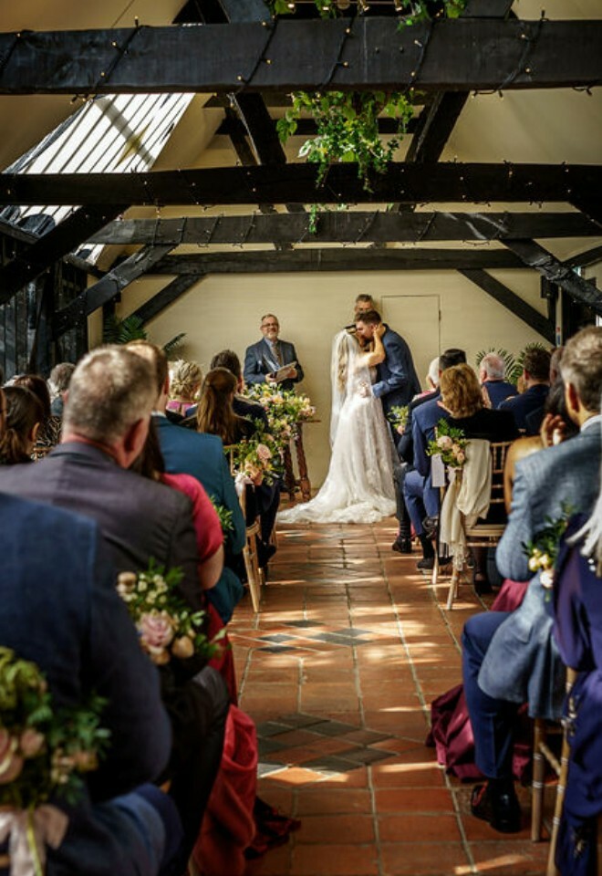 South Farm Barn & Outisde wedding venue in Cambridgeshire & Hertfordshire
