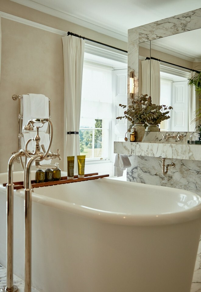 Benham Park Suite Bathroom