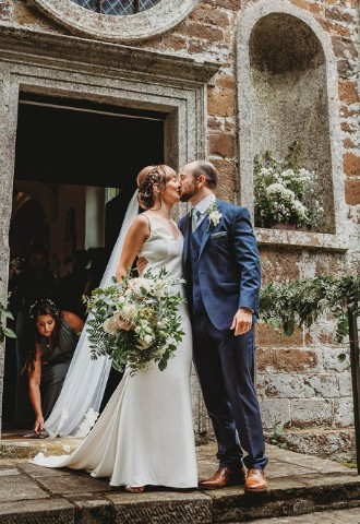 wed2b Designer Bridal Outlet in Northampton