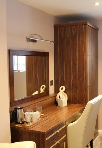 Rosewood/Honeymoon suite - China Fleet Country Club, 4* accommodation, Saltash, Cornwall