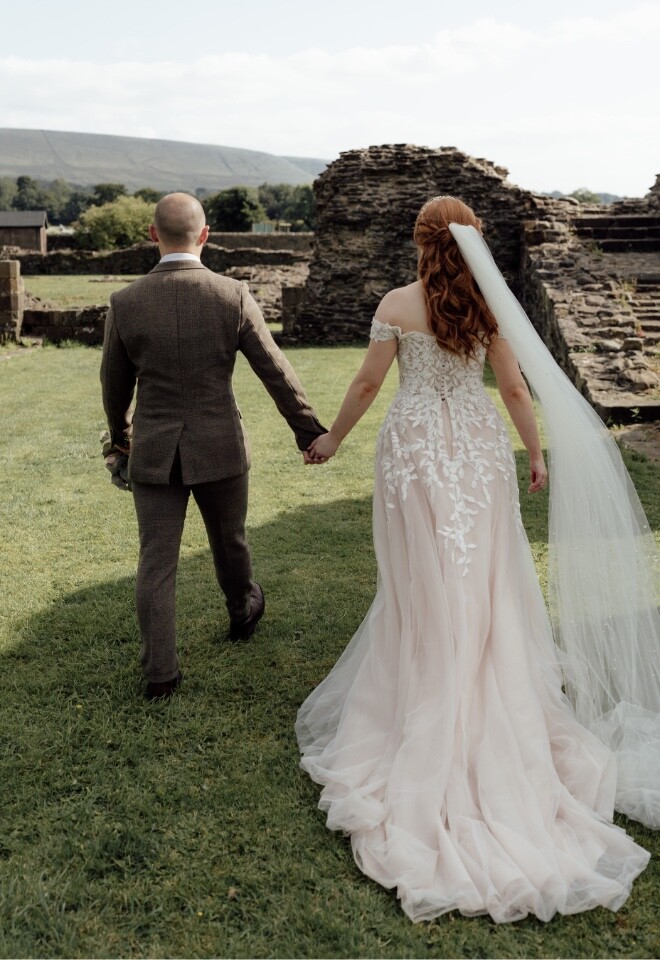 Sawley Abbey Wedding Couple