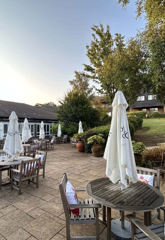 Courtyard with garden, ideal for photos and drinks outside