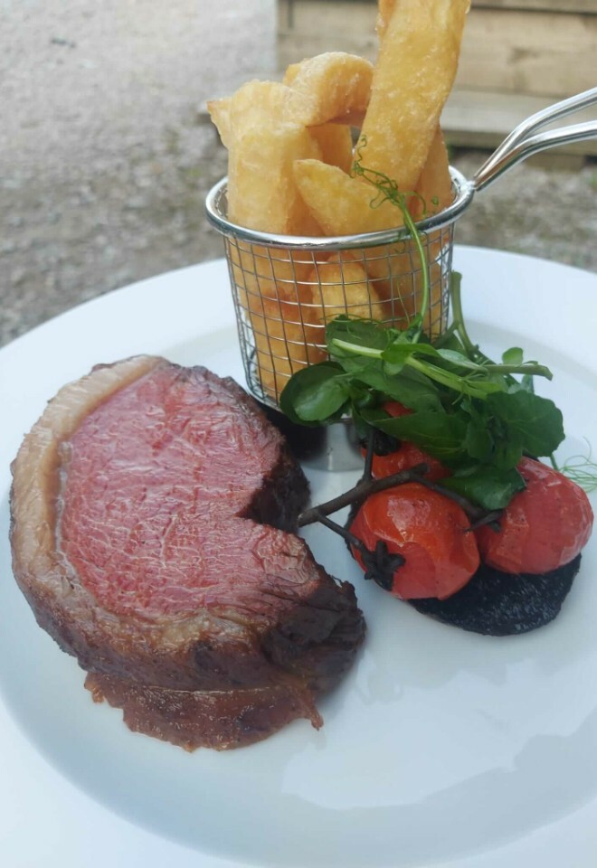 Rump of beef and fries