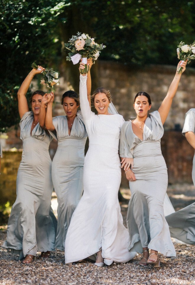 Bridesmaids at Farnham Castle