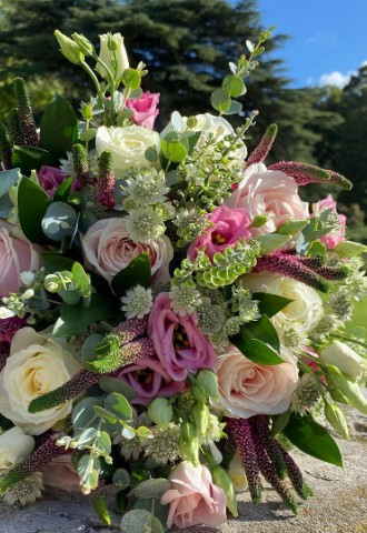 Hire Heaven Buckinghamshire wedding florist