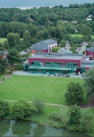 Crowne Plaza Marlow, Aerial External Shot of the 4 Silver Star Hotel