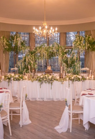 moxhull hall styling decor make it special events luxury midlands warwickshire straffordshire wedding breakfast top table