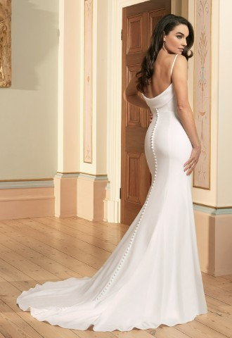 wed2b Designer Bridal Outlet in Belfast