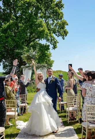 L & S Notthingham UK - Wedding Celebrant 