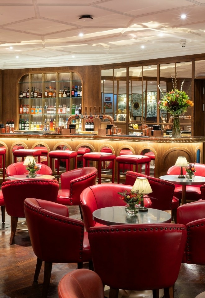 Colonnade Bar