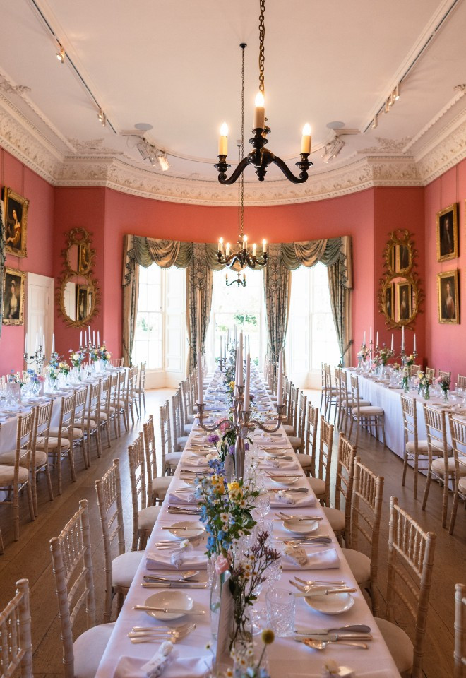 Summer Wedding Banquet style 