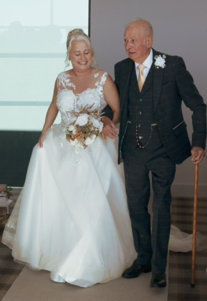 Tina walking with dad to meet dean 26.09.26 