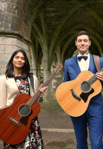 Greenvines Acoustic Duo - captivating vocals and award-winning guitar work