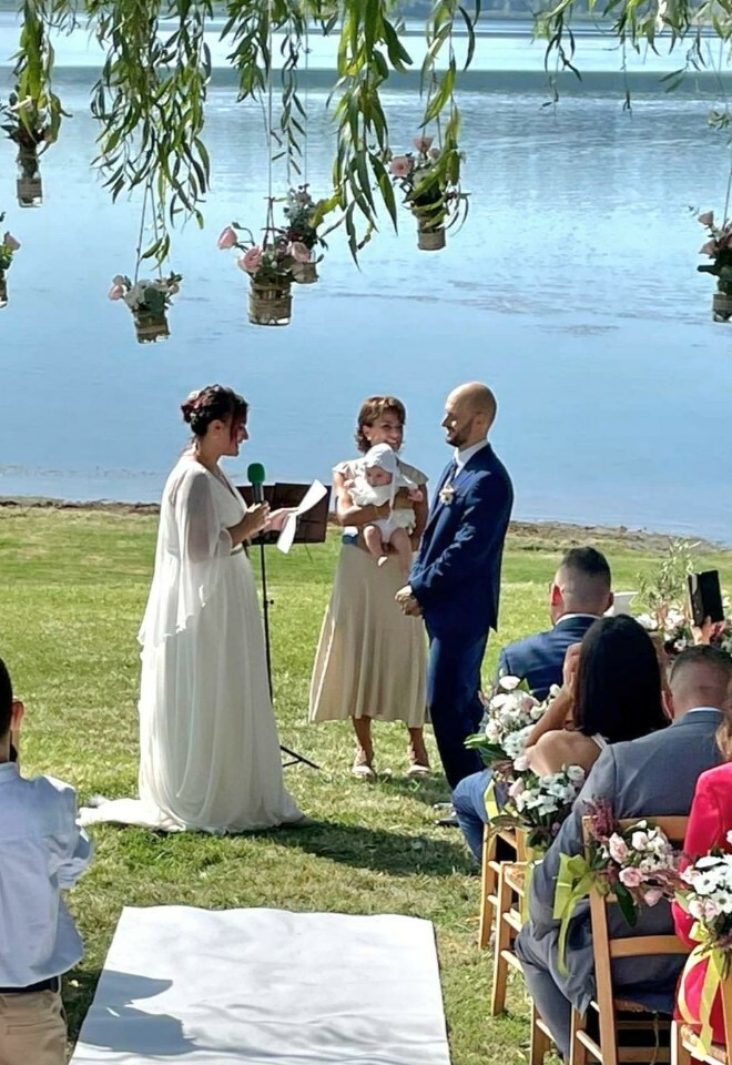 Rome lake wedding with baby