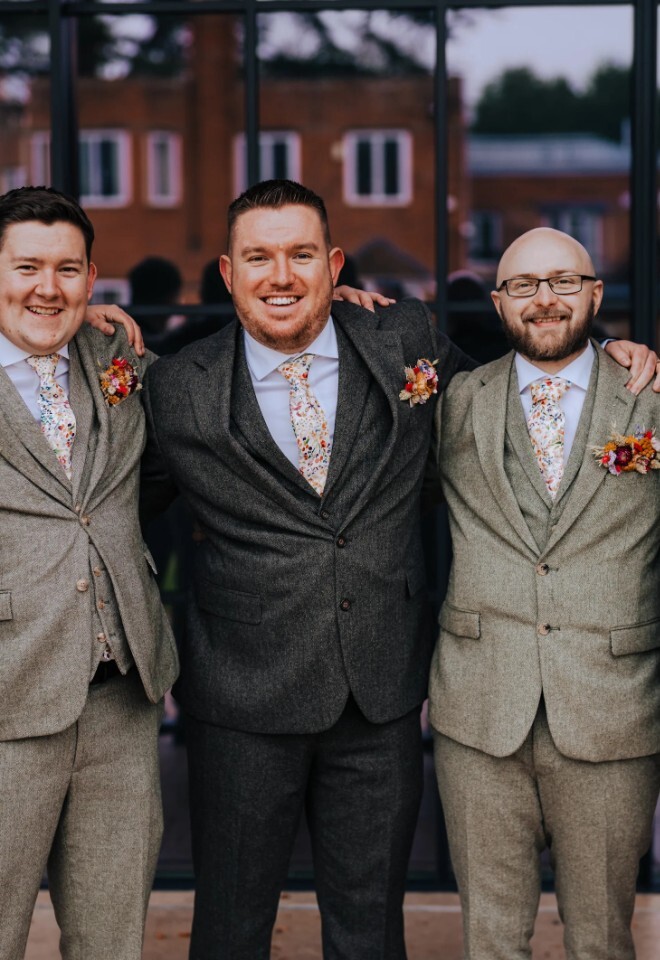groom & groomsmen with autumnal button holes from Willow & bloom