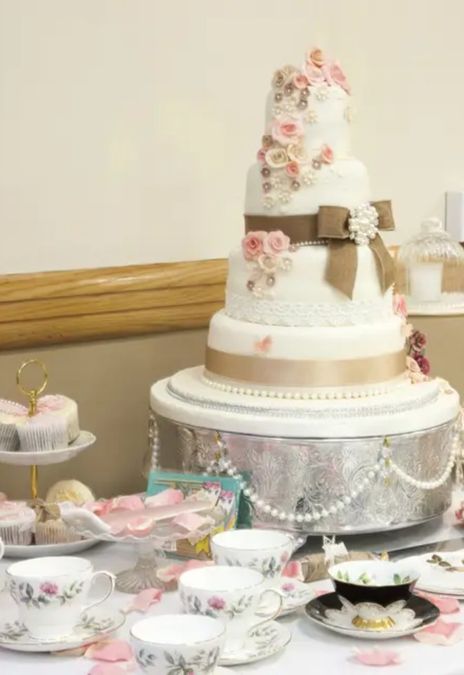 Wedding Cake & Afternoon Tea