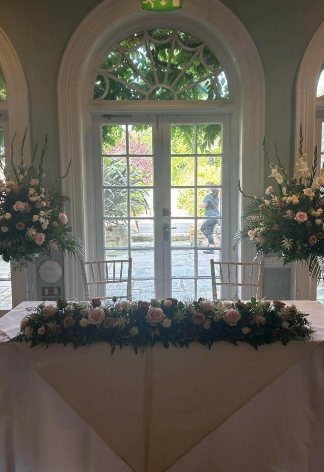 ceremony table at cotswold house hotel & spa