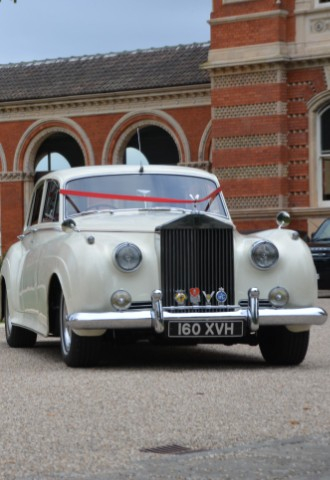 Rolls royce Silver cloud hire