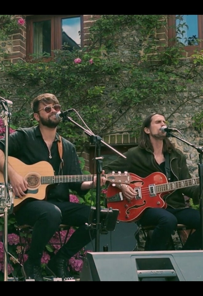 The Moonrunners Acoustic Live