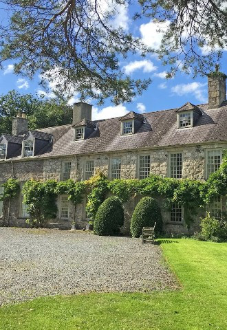 Ty Fry Manor Estate Wedding Venue, Anglesey, North Wales