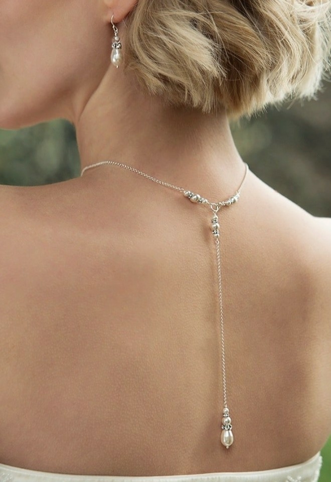 Backdrop bridal necklace