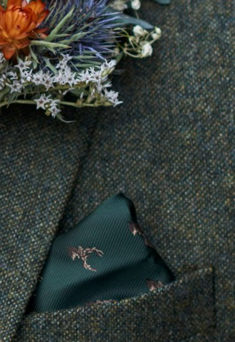 Shrewsbury up close - green tweed wedding S&W Oxford