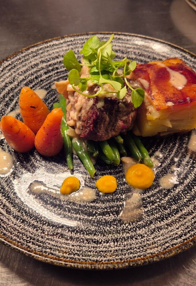 Beef Fillet Wedding Breakfast Main at Holiday Inn Reading-South