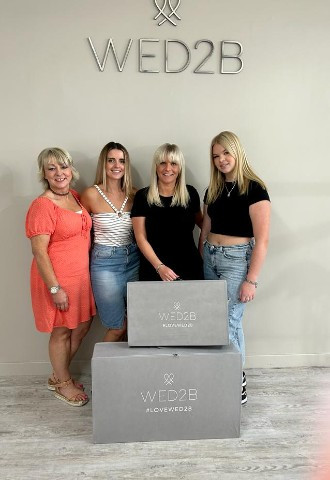 wed2b Hull Real Bride