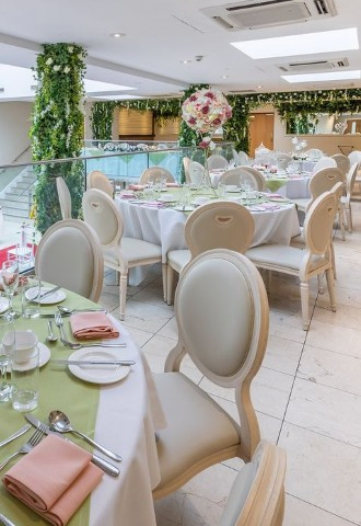 Intimate wedding reception at Park Hall Hotel, Wolverhampton